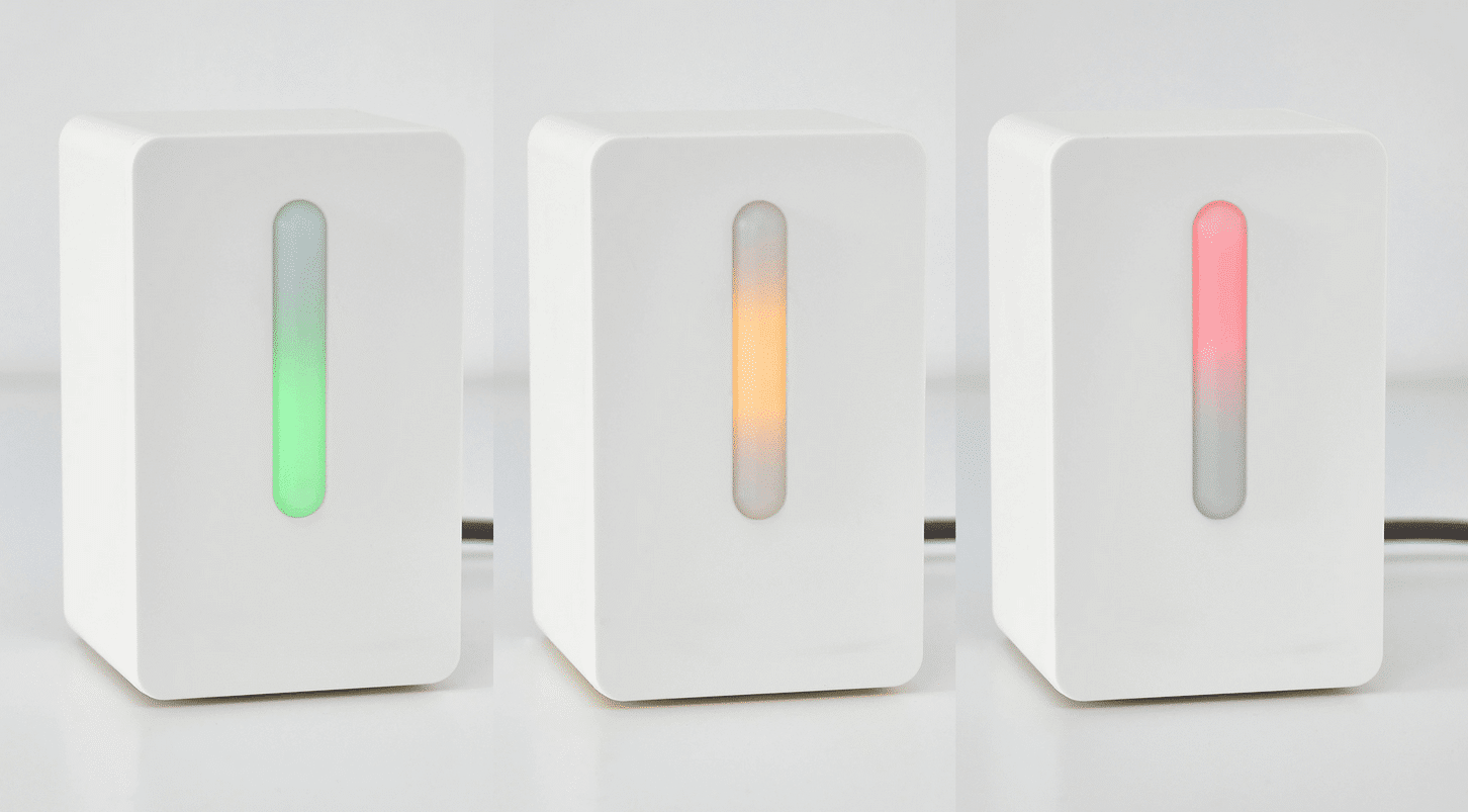 Der IKEA Luftqualitätssensor Vindriktning leuchtet in den Farben Grün, Gelb und Rot.